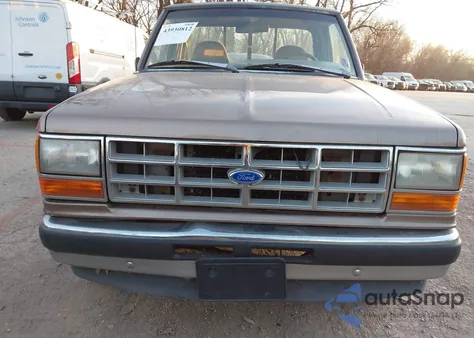1992 Ford Ranger из США, поврежденный, VIN 1FTCR10A5NPA88009